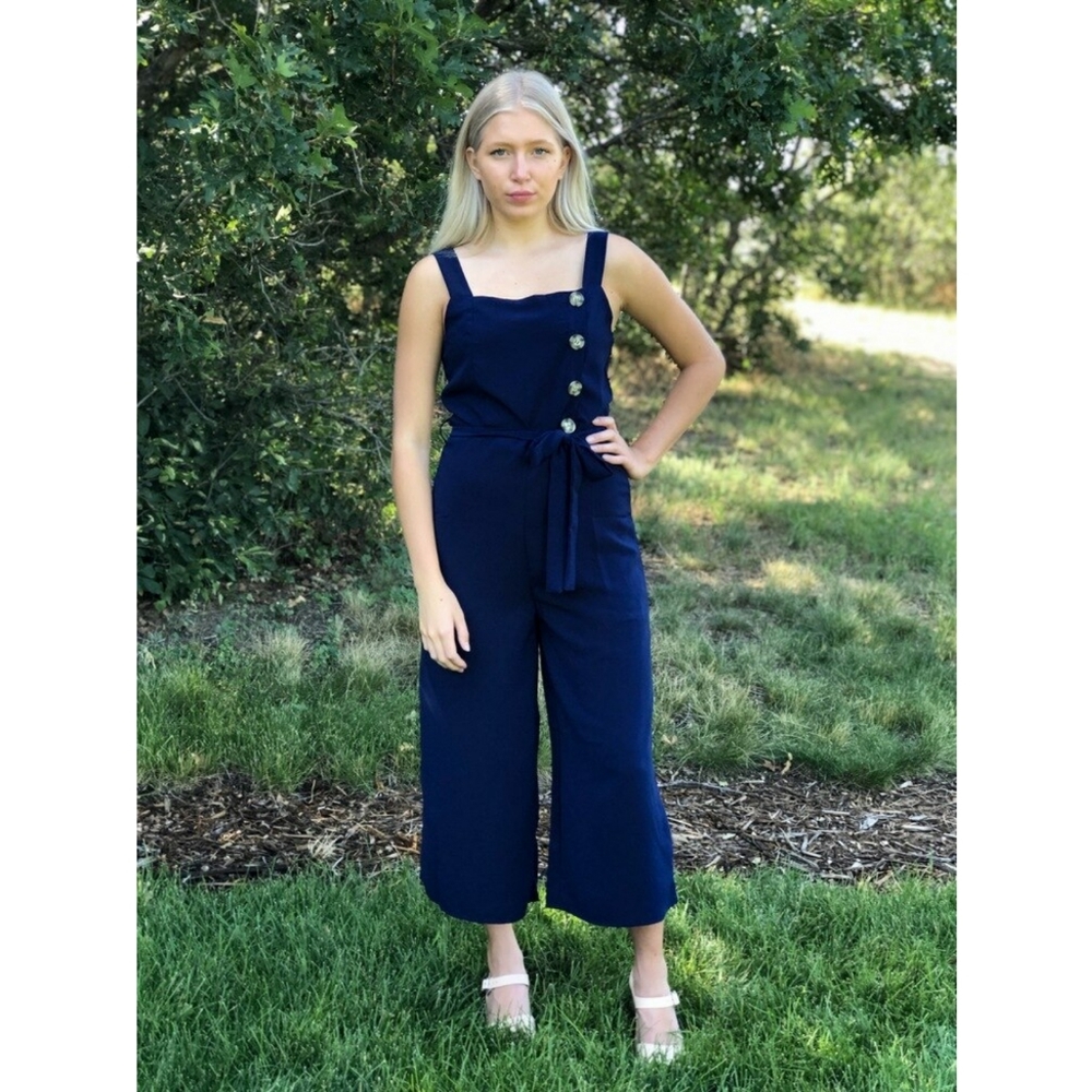Everly Navy Sleeveless NWT Jumpsuit/Romper